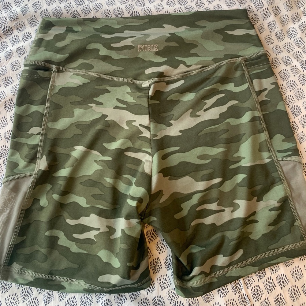 PINK camo biker shorts